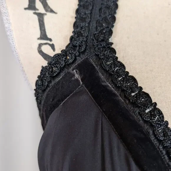 White House Black Market Black Halter Dress Lace Waist Size 4 - Picture 6 of 16